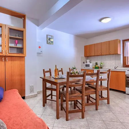 Apartmán Vinka By Interhome *