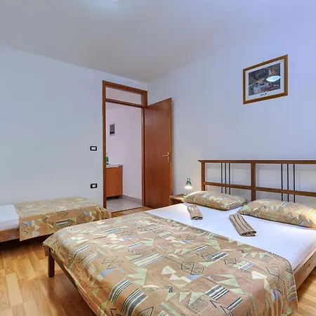 Vinka By Interhome *